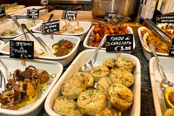 Tasty Street Food Tour of Venice City Center with Cicchetti & Local Specialties - Inside Mercati di Rialto: seven centuries of ingredients and choices