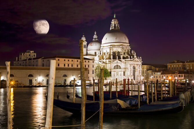 The Dark Side of Venice: Mysteries and Legends - A 6:00 pm start that helps you dodge the worst crowds