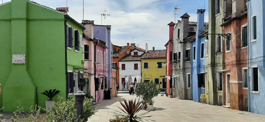 The gems of the lagoon. Torcello Burano Murano - How AndreapaoIo BarBini’s Guide Style Helps You Actually Understand It
