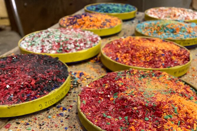 The Glass Experience In Venice Murano Island - The Murano glass master demo, close-up and fast