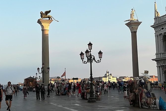 The Heart of Venice: A Self-Guided Audio Tour - Rialto Bridge, the third bridge and why it matters