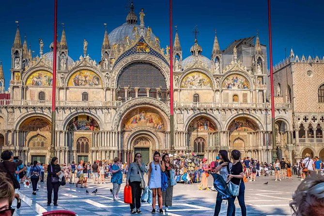 The Heart of Venice: Discover the City on Foot. - Why Venice works best on foot with a radio guide
