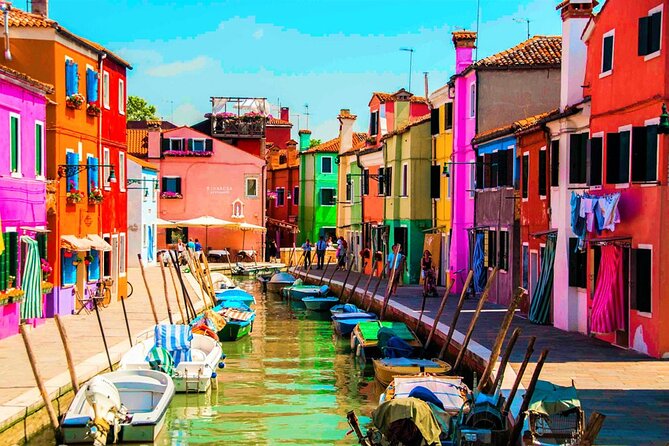 The Secret Corners of Burano - Key highlights at a glance