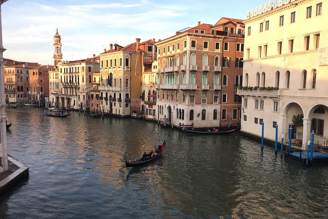 Tour of The Real Hidden Venice - Crossing into the Ghetto Ebraico, and learning what a word means