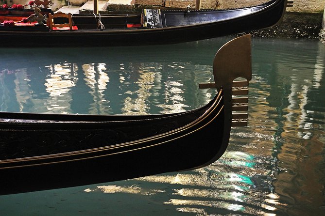 Tour of The Real Hidden Venice - Ponte Chiodo and the feel of older Venice