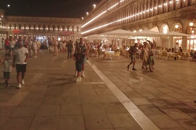 Tour of Venice between Art, History, Legend and Secrets - Casa di Marco Polo, childhood years, and the second-home ending