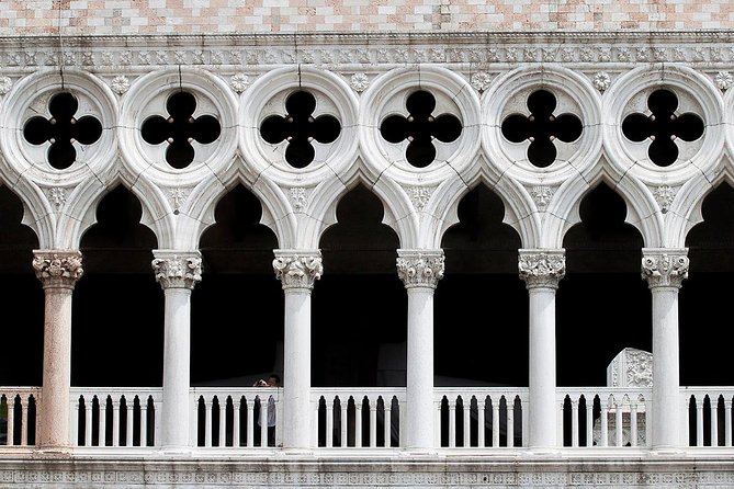 Tour of Venice in Doge's Palace and St Mark's Basilica - Doge’s Palace: what you’re actually seeing in 90 minutes