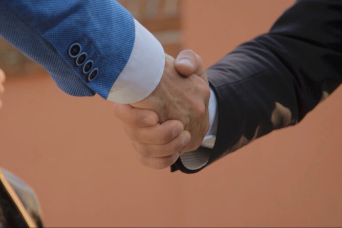 Transfer from Venice to Ravenna Cruise Terminal - Piazza Roma Pickup, Including the Al Vinatier Meet Point