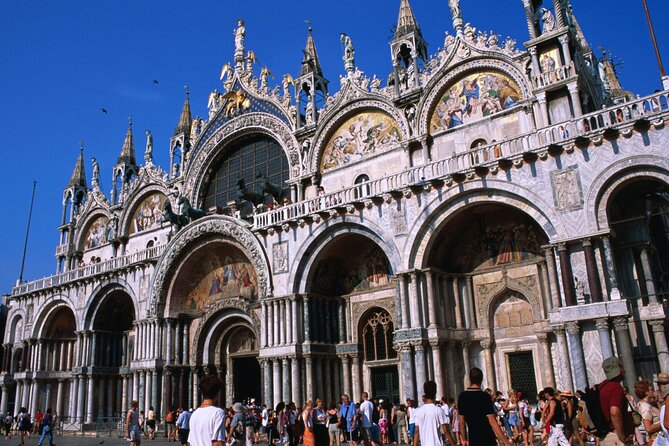 Unusual Perspectives of St Mark's Basilica & optional Pala d'Oro - Loggia and Terrace: Seeing St Mark’s Square From Above