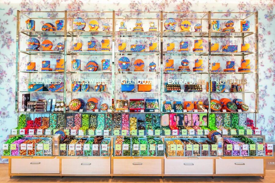 Venchi Rialto: Chocolate Tasting Experience in Venice - Venchi Rialto in Venice: an indoor treat that fits your day