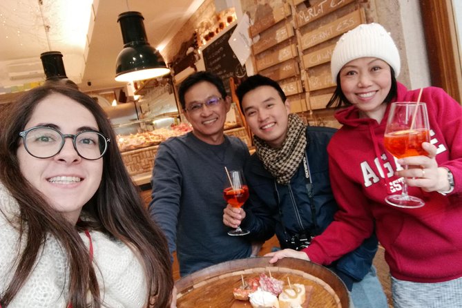 Venetian Cicchetti Street Food and Sightseeing Walking Tour - A 2.5-Hour Venice Plan Around Cicchetti and Rialto