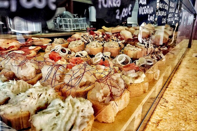 Venetian food stories: a private culinary tour - Cannaregio Walk: Churches, Tintoretto Details, and Real-Life Corners