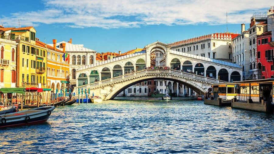 Venezia Audioguide - TravelMate app for your smartphone - What this Venice audioguide really gives you