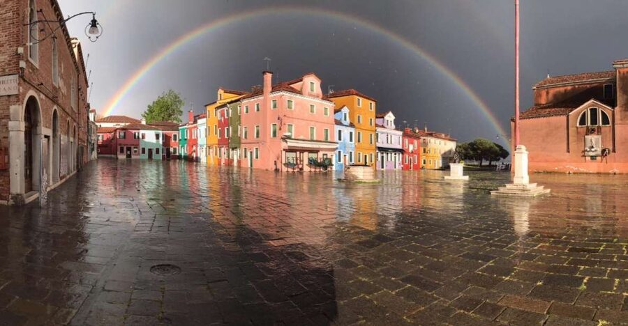 Venezia: Tour privato in Barca a Murano, Burano e Torcello - Price and value: what you are actually paying for