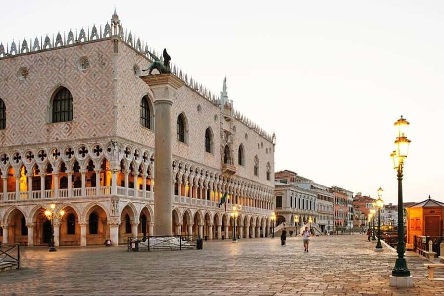 Venice: 1-Hour Panoramic Boat Tour - Should you book this 1-hour boat tour?