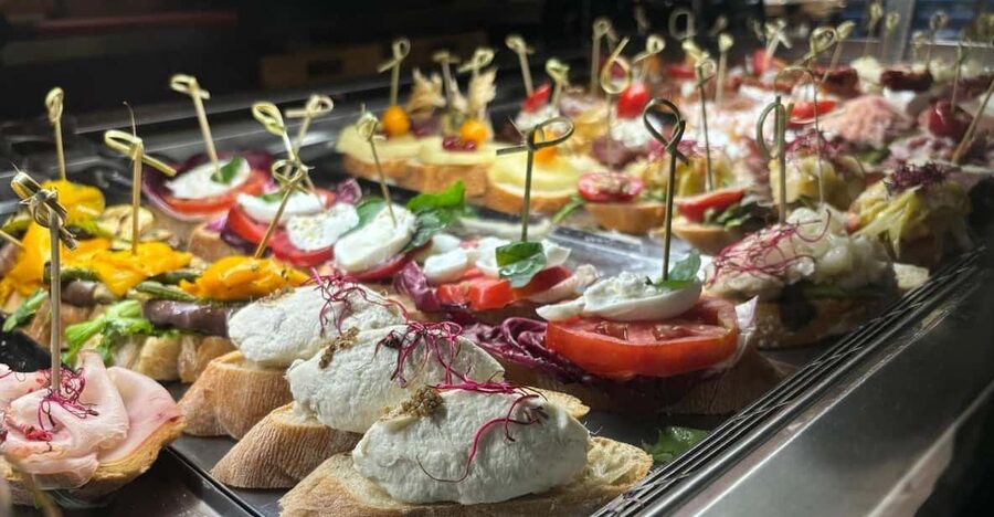 Venice: 10 shades of Cicchetti and Wine - FAQ