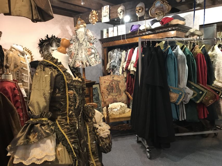 Venice: 2-Hour Masks & Puppets Tour for Children - Who should book this Venice Masks & Puppets Tour?