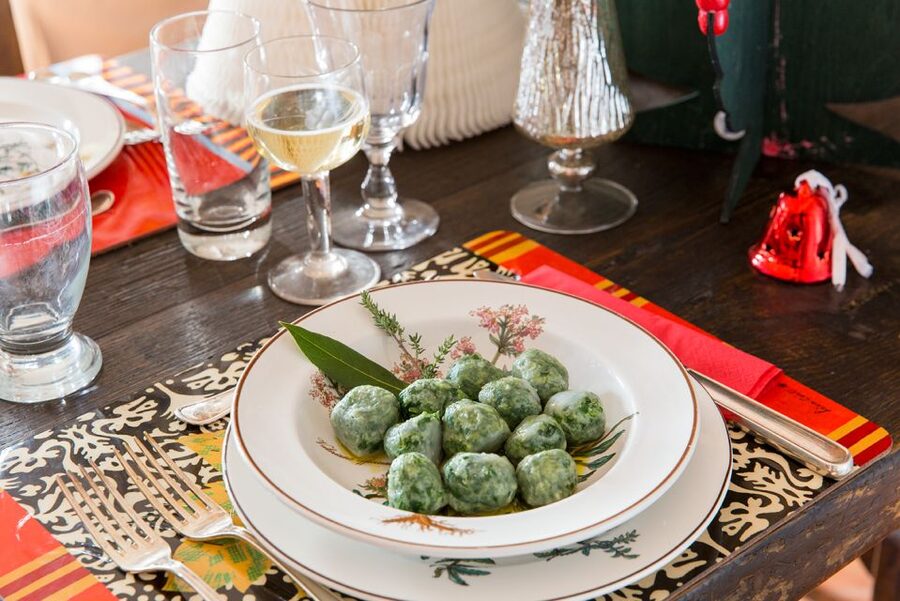 Venice: 3-Course Dining Experience at Local Home - Your Host Matters: English Support and Family Hospitality