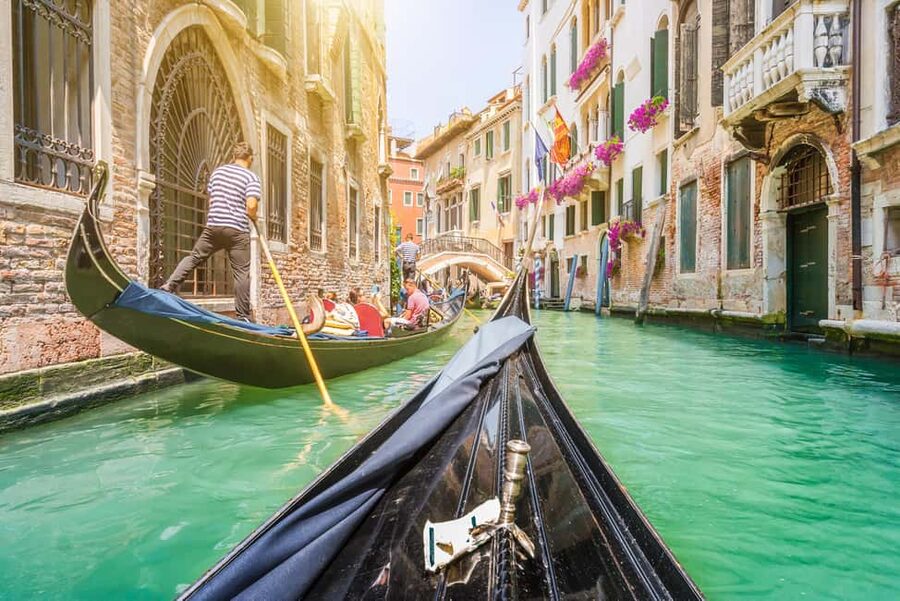Venice: 30 minutes Enchanting Gondola Ride - Meeting Point Reality Check: Where Confusion Can Happen