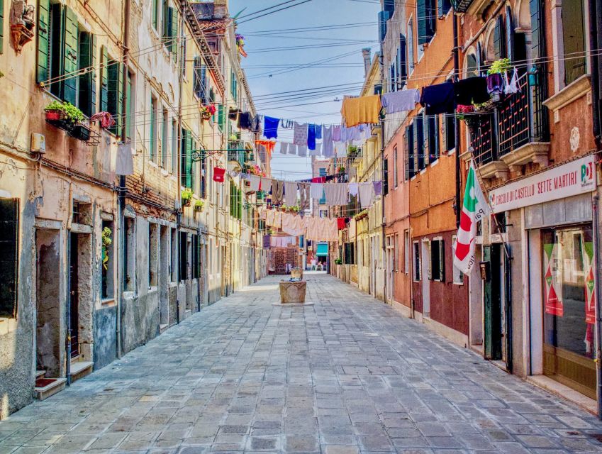 Venice: 4-Hour City Tour with Doge's Palace & Basilica Visit - Santi Giovanni e Paolo Square: Doges, Colleoni, and a sense of civic muscle
