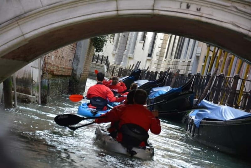 Venice: 60' Quick Kayak Tour of Venice with guide - Meeting Point at Calle Brazzo 3347, Plus How to Find It