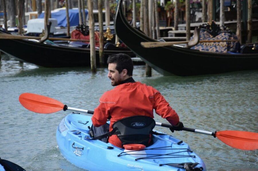Venice: 60' Quick Kayak Tour of Venice with guide - Who Should Book This Kayak Tour, and Who Might Skip It