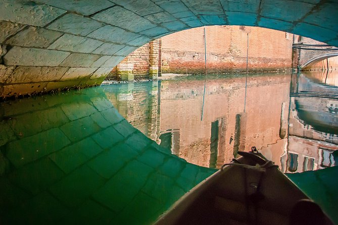 Venice: 60' Quick Kayak Tour with guide - Key highlights at a glance