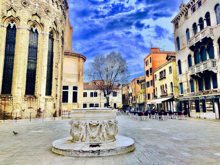 Venice Art and Architecture Private Walking Tour - Avoiding St Mark’s Square, and learning La Serenissima in the gaps