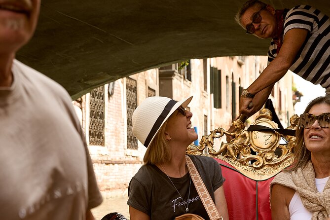 Venice Art Walking Tour with Gondola Ride - Bridge of Sighs: The Prison Bridge With the Legend Attachment