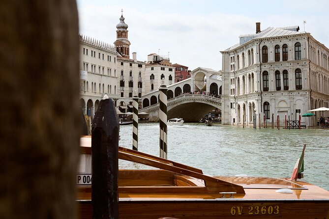 Venice Art Walking Tour with Gondola Ride - Gondola Ride: Why 30 Minutes Feels Like More