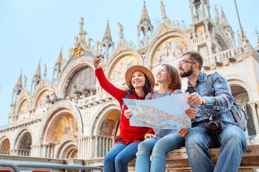 Venice: Basilica and Doge's Palace Tour with Gondola Ride - Price and value: why $158.60 can work in Venice