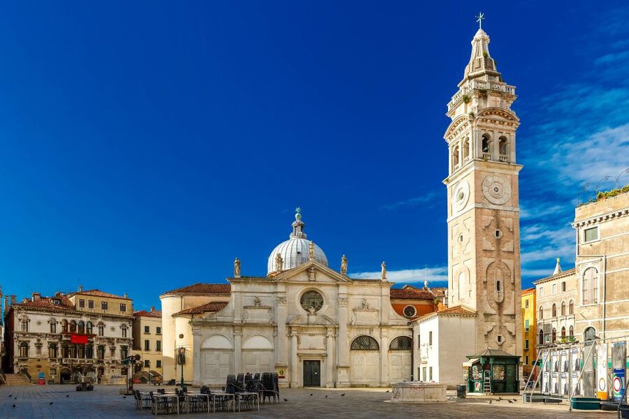 Venice: Basilica+ Doge's Palace+ Lagoon Islands-Guided Tour - Burano: Lace-Making Lessons and Photo-Perfect Canals