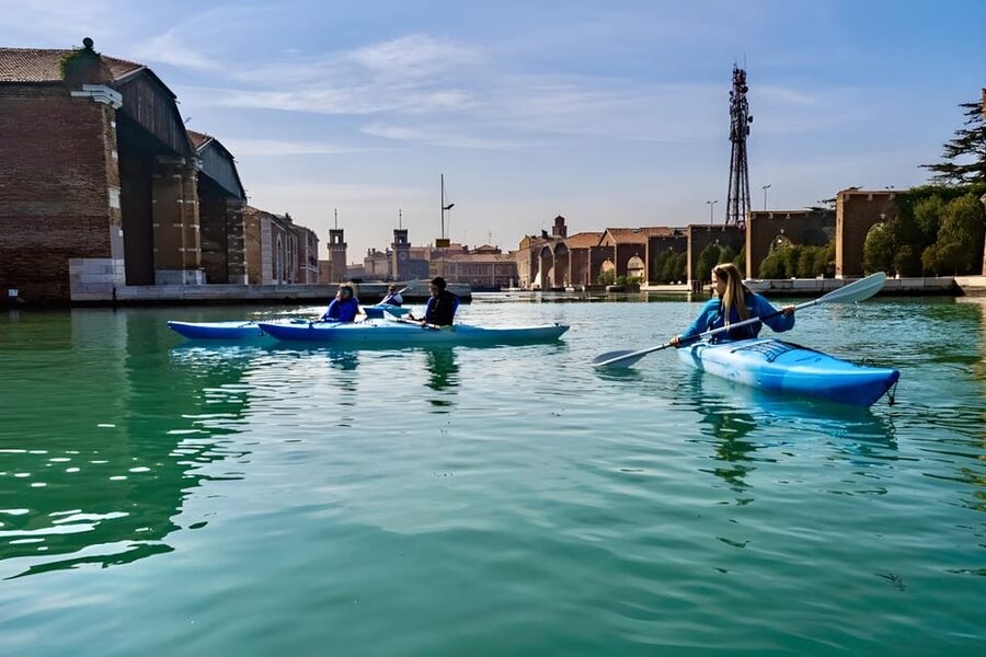 Venice Beginner's Kayak Tour in the Medieval Arsenal - Meeting at RSCQ, Then Getting Sized Up