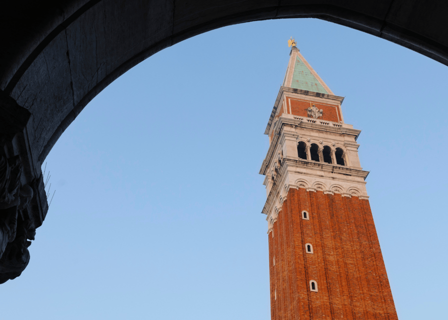 Venice: Bell Tower & St Mark's Square History Gallery Ticket - VR in the Venice Tours Office: a short film before the real skyline