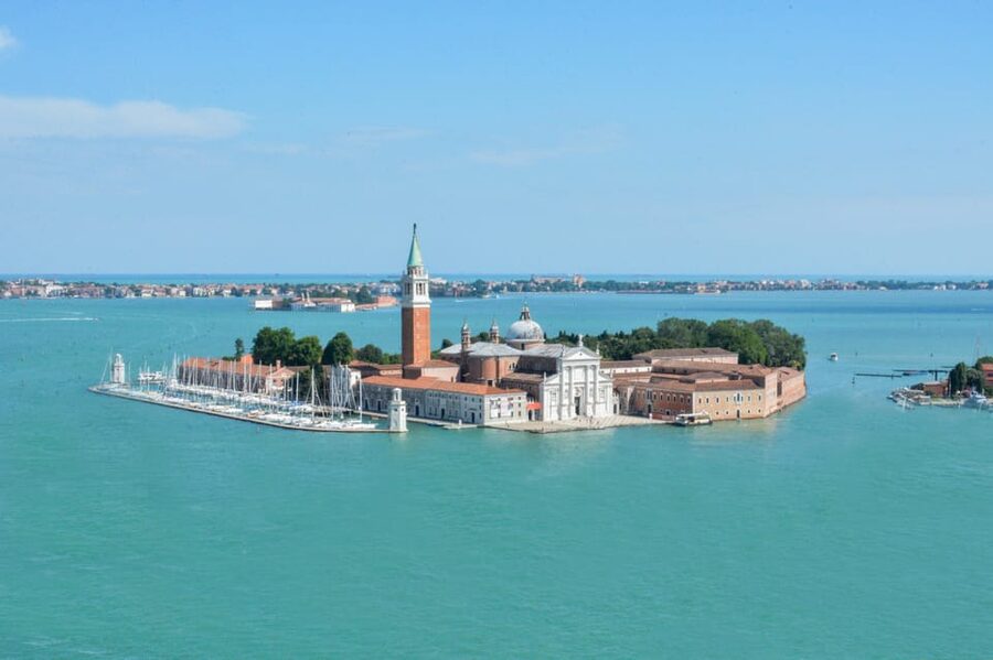 Venice: Bell Tower & St Mark's Square History Gallery Ticket - Going up the Campanile elevator: what the ride feels like