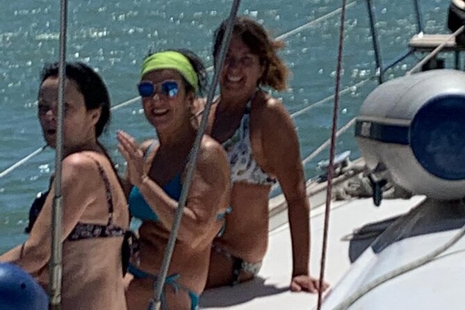 Venice Boat Tour with Aperitif and Music on a Sailing Boat - Crossing the Giudecca Canal, Venice’s main water route in action