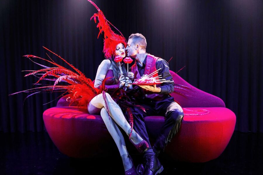Venice: Cabaret Dinner Show - Dress code rules and etiquette that can affect your evening
