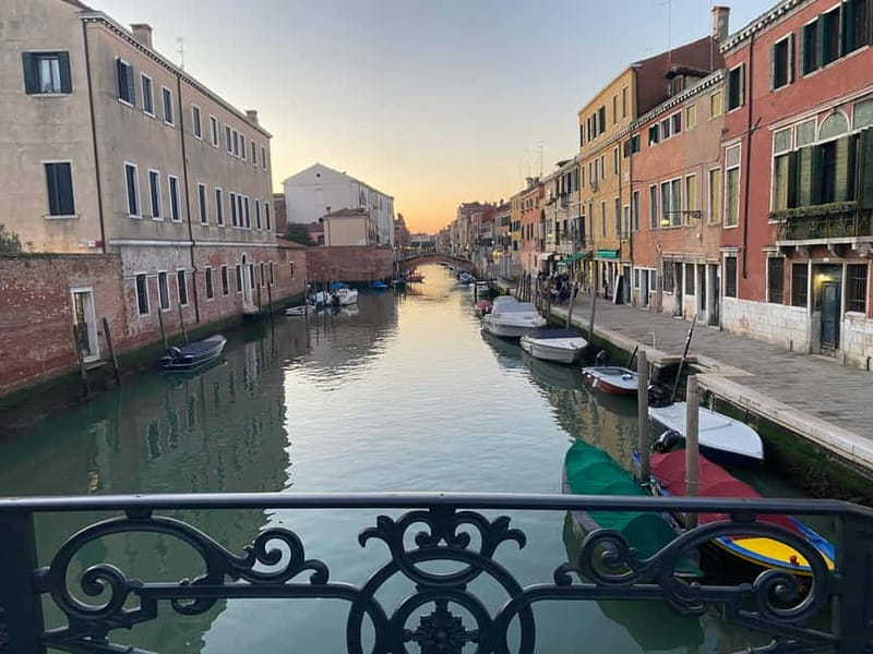 Venice: Cicchetti, Spritz, and Wine Tour in Ghetto Ebraico - Price and Timing: What $62.03 Really Buys