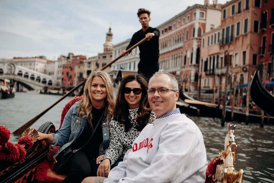 Venice: City Highlights Tour with St Mark's and Gondola Ride - Cannaregio on Foot: Marco Polo House and Santa Maria dei Miracoli