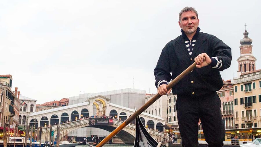Venice: City Highlights Tour with St Mark's and Gondola Ride - The 30-Minute Gondola Ride: Quiet Canals and Expectations to Set
