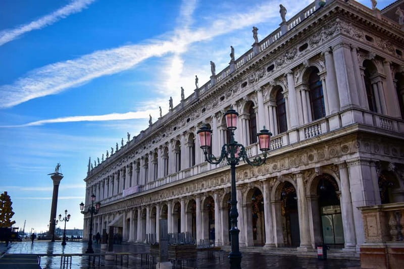 Venice: City Pass 30+ sights, St. Marks Museums & Gondola - Island Day by Boat: Murano, Burano, Torcello
