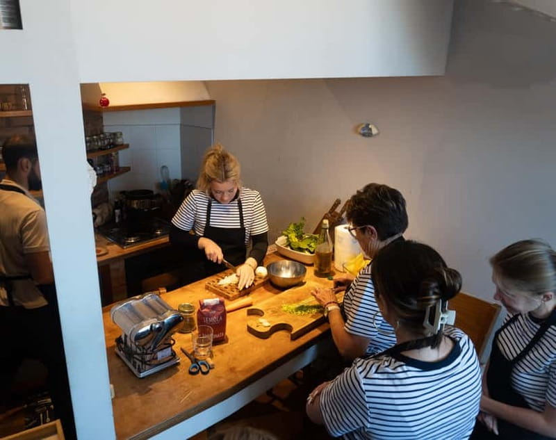 Venice: Cooking Class + Guitar Concert at Chef's Francesco - Should you book Francesco’s Cooking Class + Guitar?