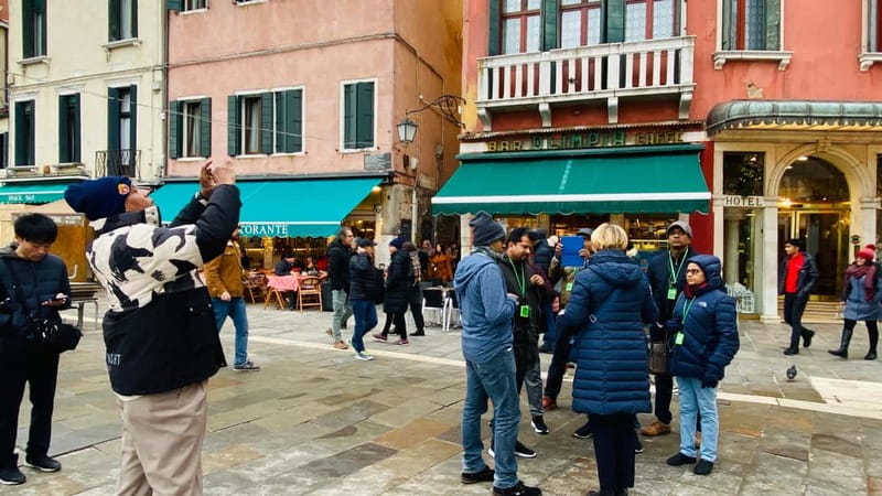 Venice : Discover Venice On Hidden Gems Guided Walking Tour - A guide you can actually hear, thanks to the radio system