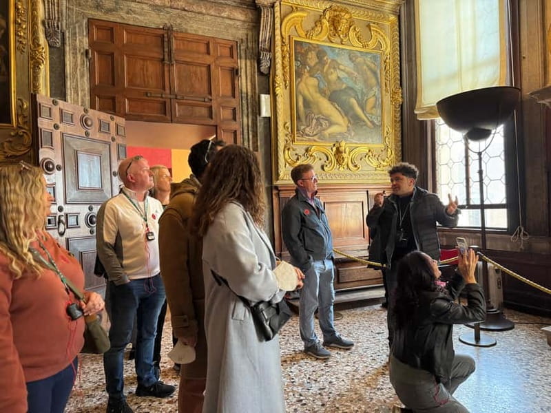 Venice: Doge Palace Guided Tour & Secret Itineraries Option - Royal Palace and Museum Access, Based on Your Option Choice