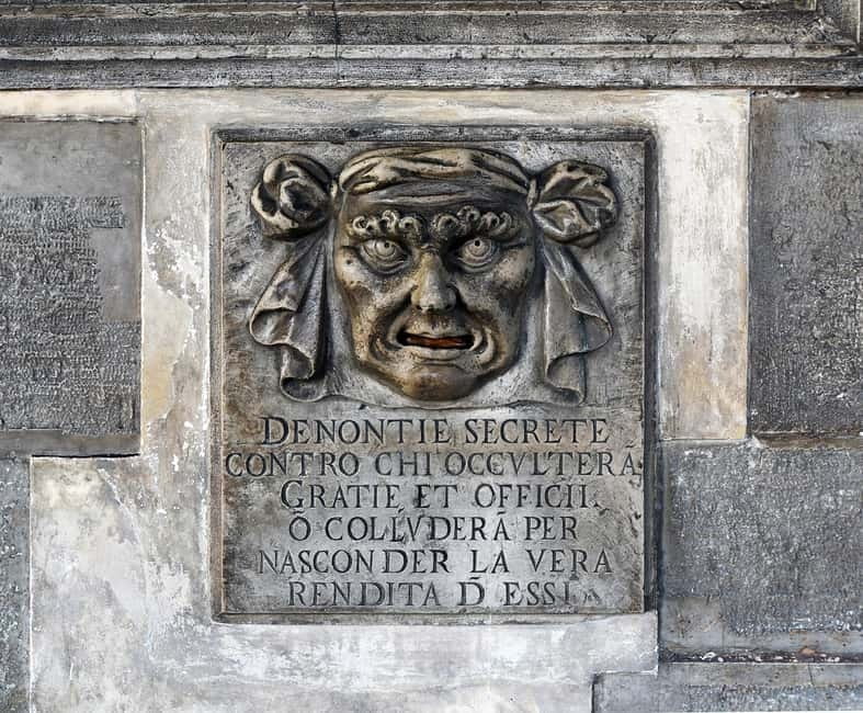Venice: Doge Palace Guided Tour & Secret Itineraries Option - Guide Styles, Languages, and How to Get Your Money’s Worth