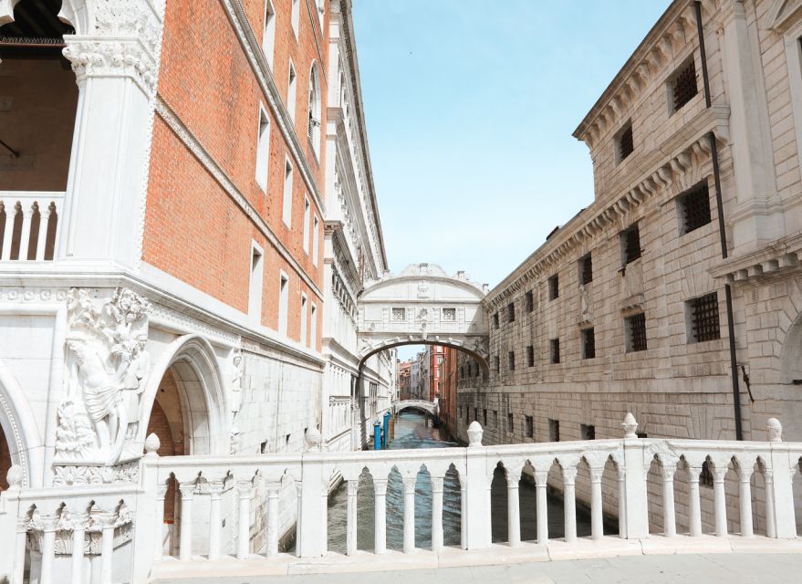 Venice: Doge's Palace and St. Mark's Basilica Tour - Dress code and practical limits you should plan for