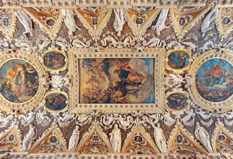 Venice: Doge's Palace & Bridge of Sighs Small Group Tour - Doge’s Palace: Golden Staircase, Grand Council Chamber, and Gothic Theater