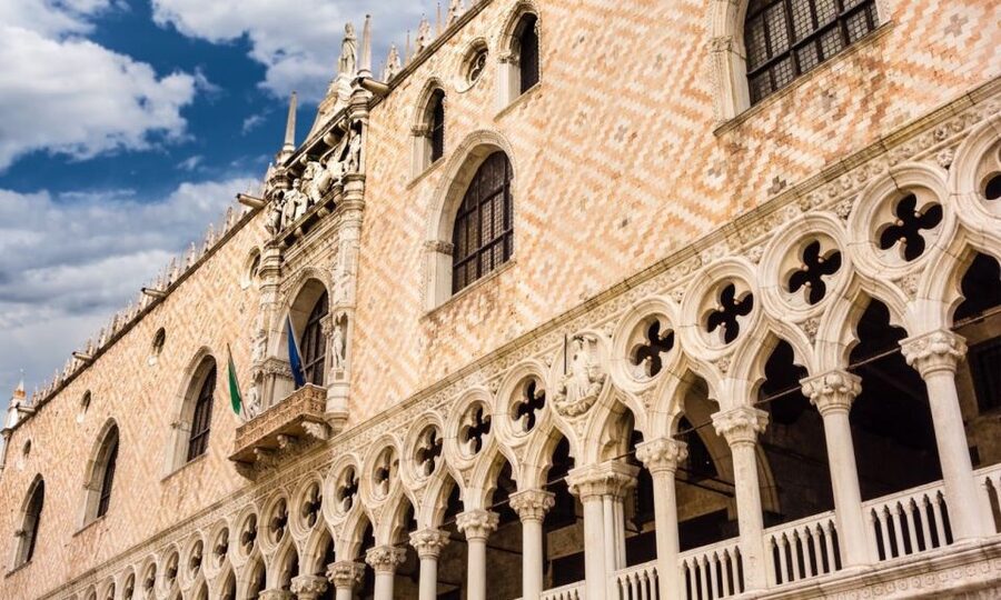 Venice: Doge's Palace & Bridge of Sighs Small Group Tour - Where You Start in St Mark’s Square: Colonna di San Todaro and the San Marco Side