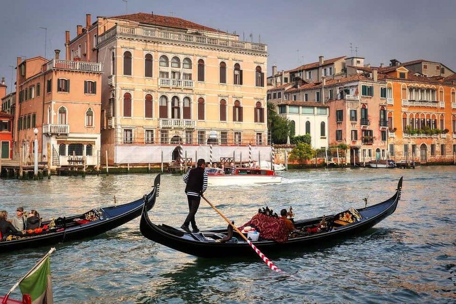 Venice: Doge's Palace Guided Tour with Optional Gondola Ride - Key highlights to look forward to