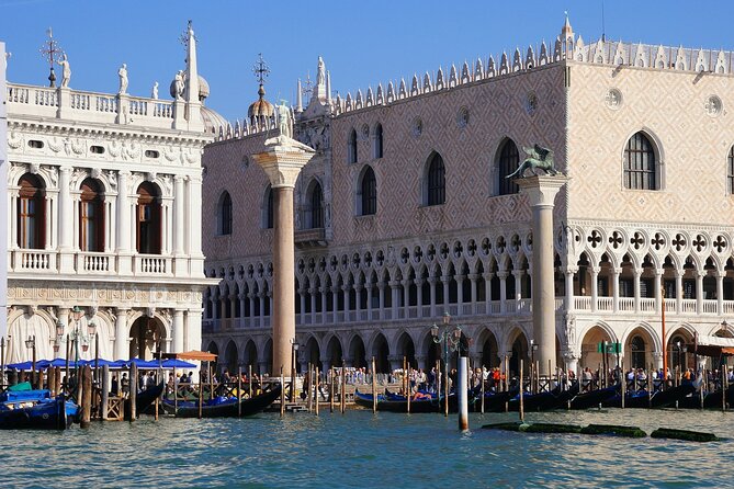 Venice: Doge's Palace Guided Tour With Tickets & Optional Gondola - Optional gondola on the Grand Canal: a short ride with big payoff